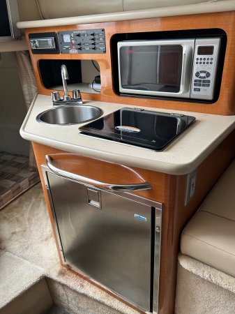 Used 2007  powered Chaparral Boat for sale